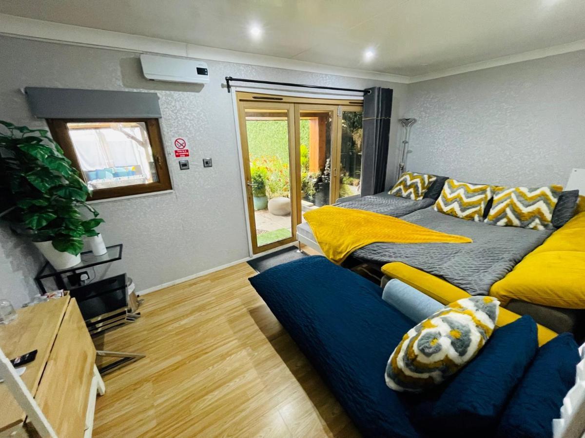 Tropical Style House Near Newcastle City Centre Экстерьер фото