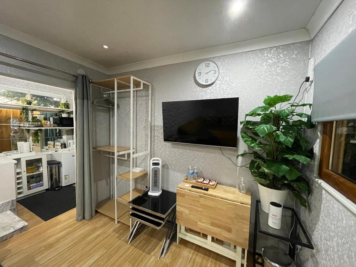 Tropical Style House Near Newcastle City Centre Экстерьер фото